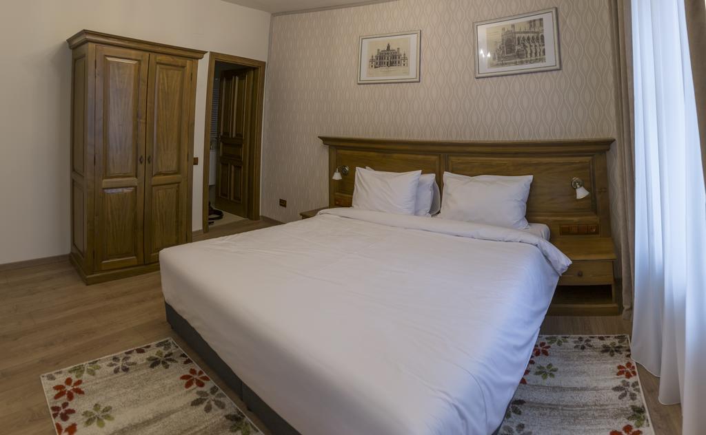 Pensiunea Kant Sibiu Exteriör bild